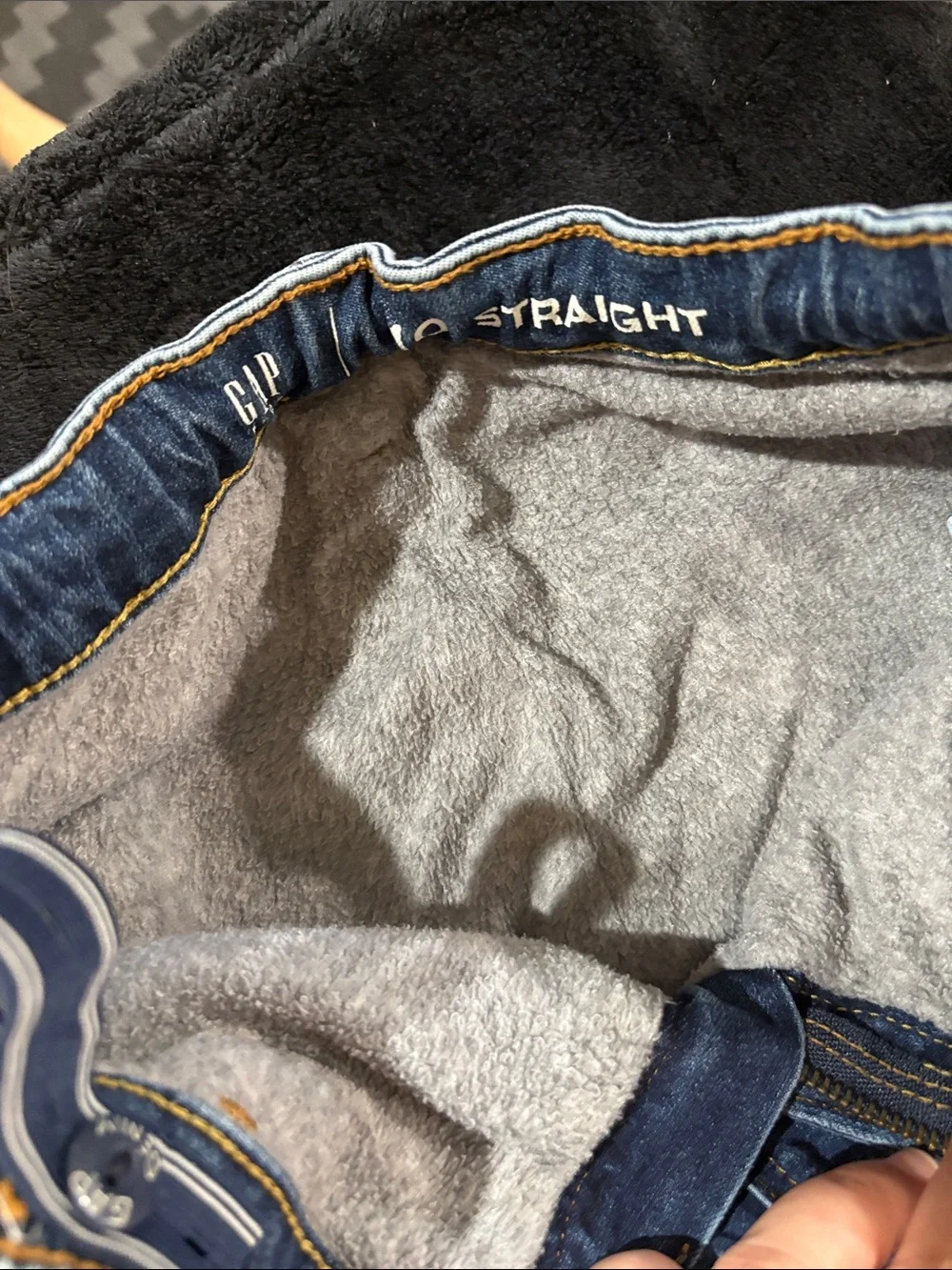 GAP kids Straight Leg Jeans in Medium Blue Wash